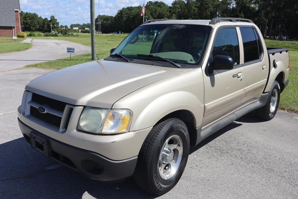 2004 FORD Explorer