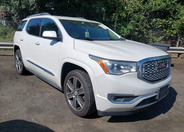 2017 GMC Acadia
