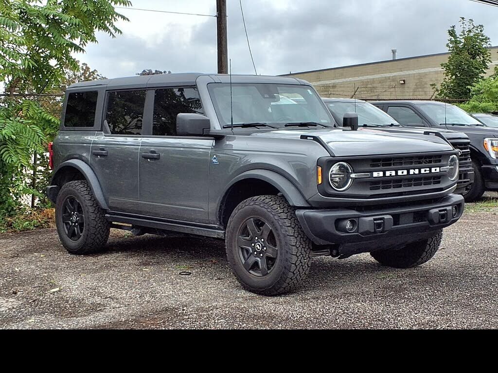 2024 FORD Bronco