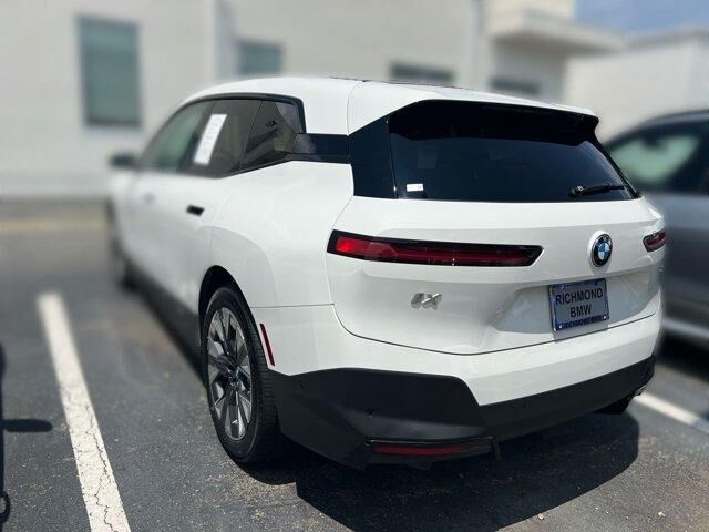 2024 BMW iX