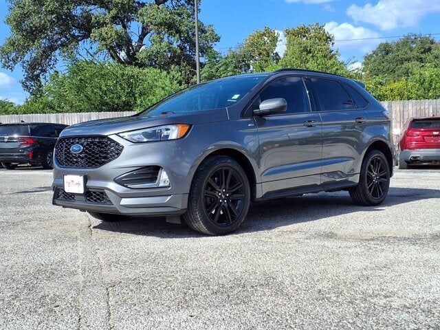 2023 FORD Edge