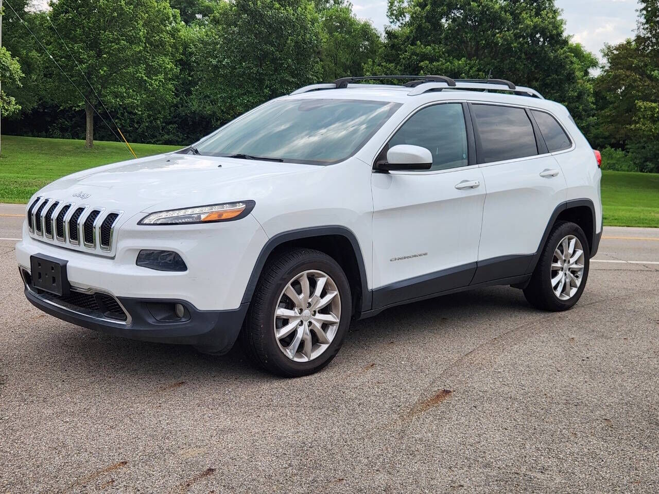 2017 JEEP Cherokee