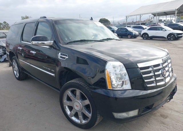 2012 CADILLAC Escalade