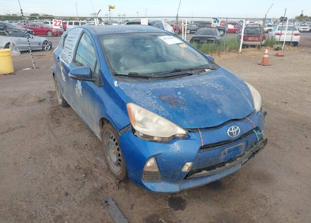 2014 TOYOTA Prius