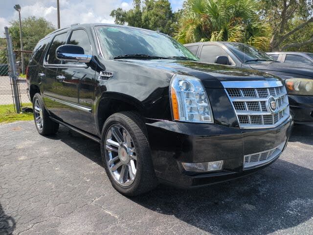 2014 CADILLAC Escalade