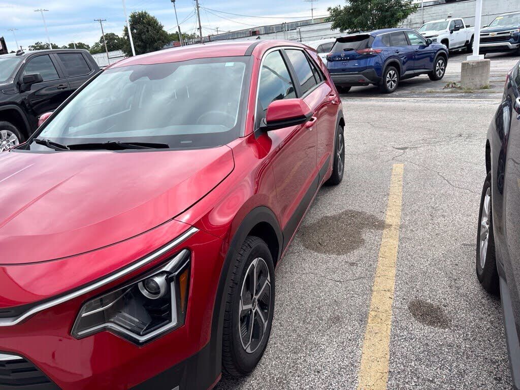 2023 KIA Niro