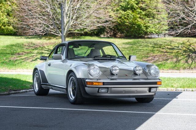 1989 PORSCHE 911