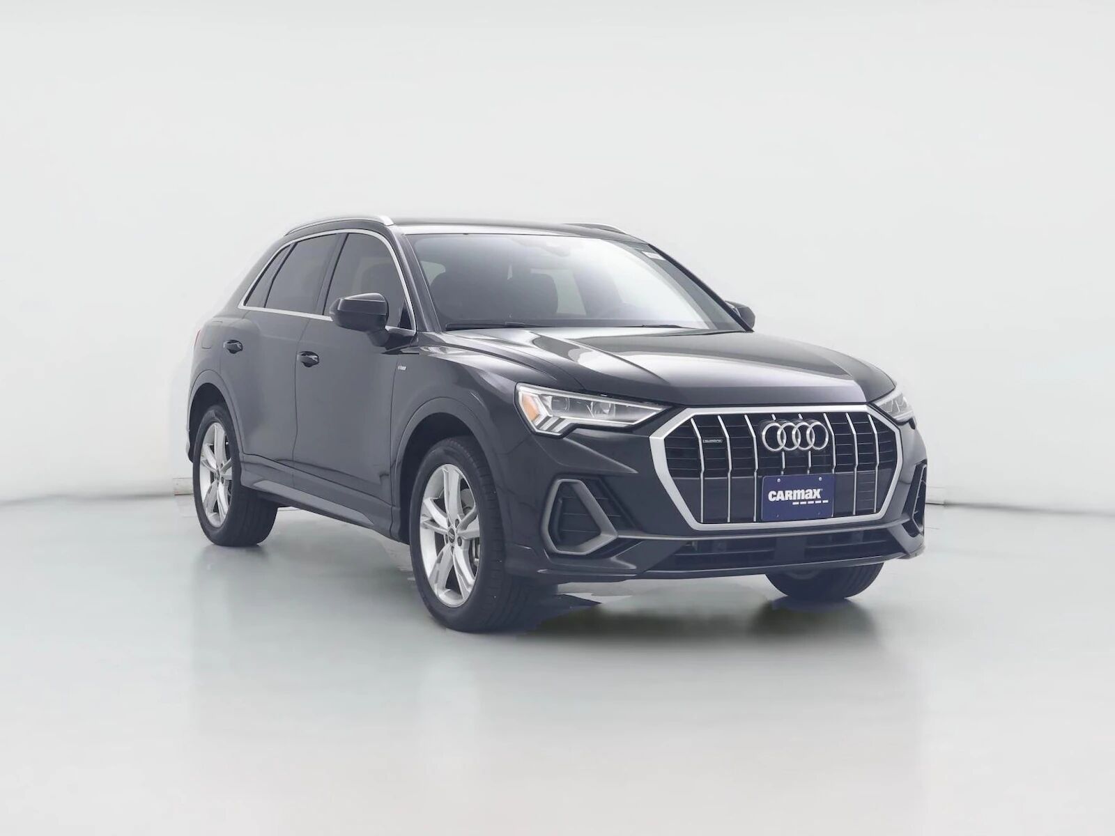 2022 AUDI Q3