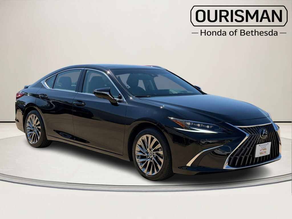 2025 LEXUS ES