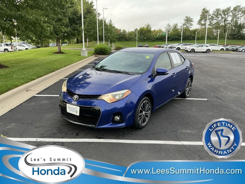 2015 TOYOTA Corolla