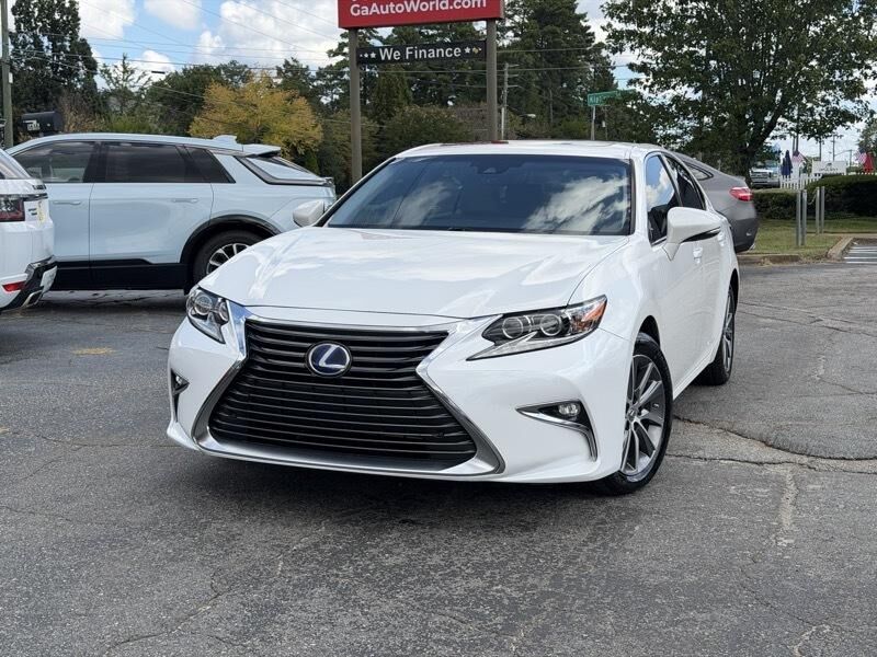 2017 LEXUS ES