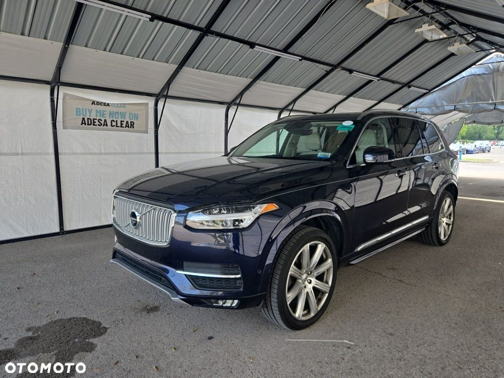 2017 VOLVO XC90