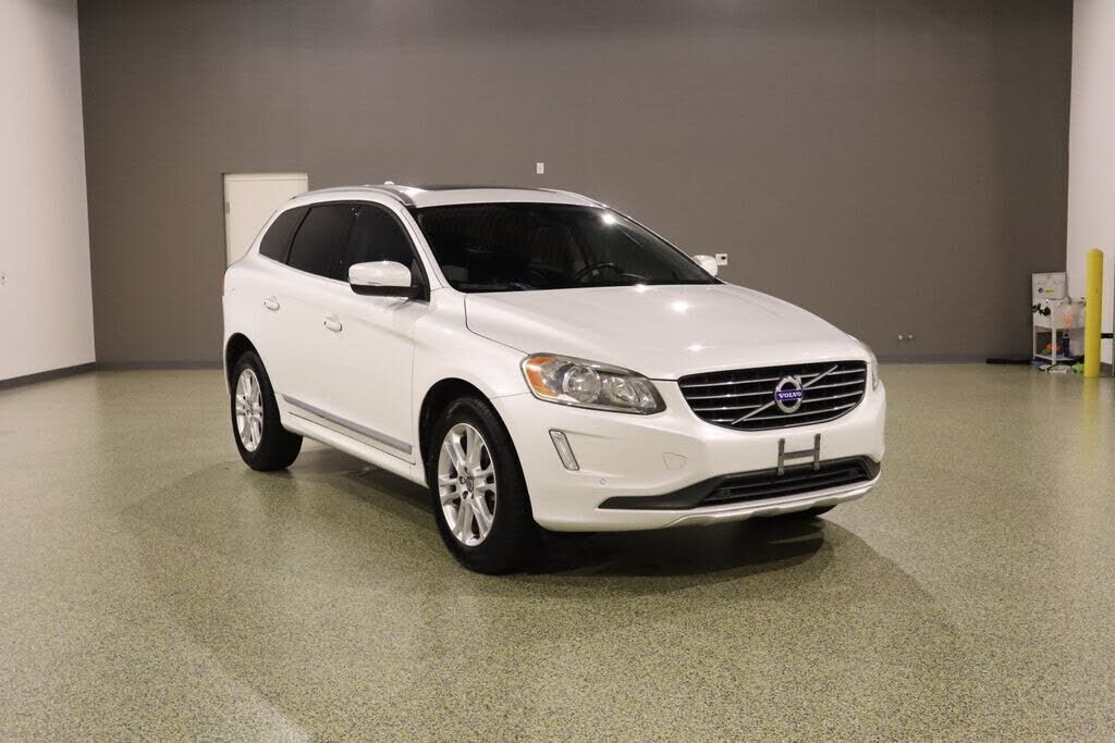 2015 VOLVO XC60