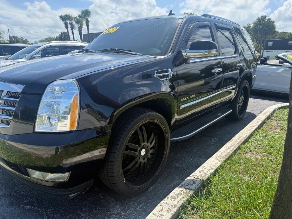 2010 CADILLAC Escalade