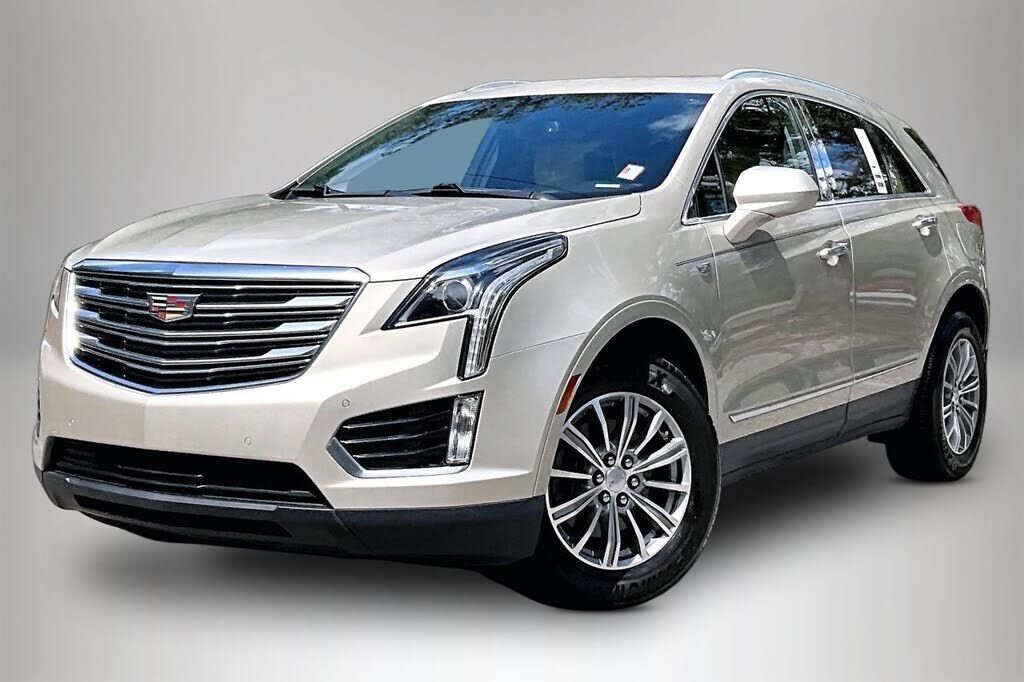 2017 CADILLAC XT5