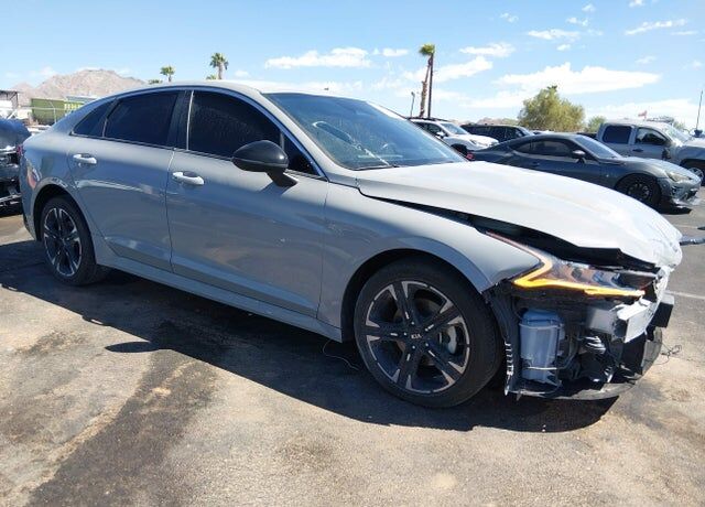 2021 KIA K5