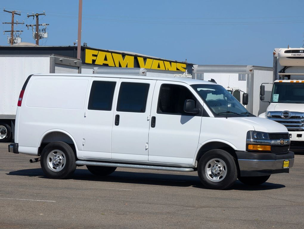 2025 CHEVROLET Express