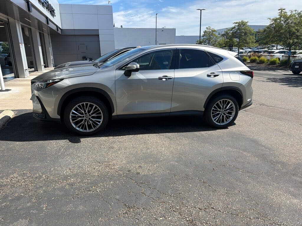 2022 LEXUS NX