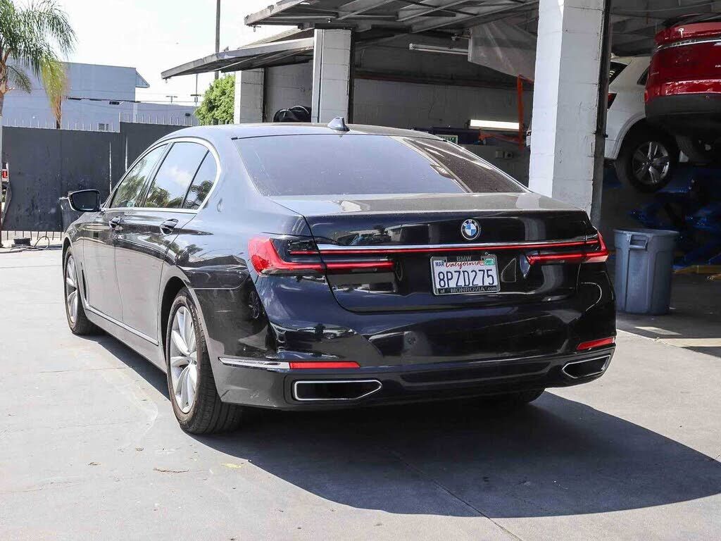 2020 BMW 740i