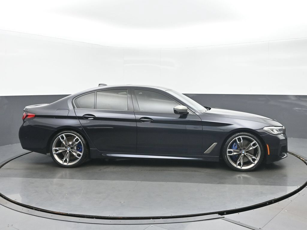 2021 BMW 550i