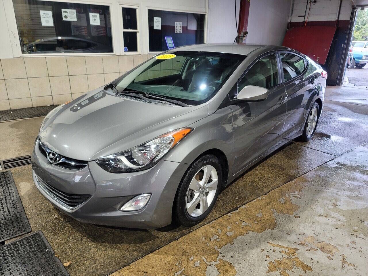 2013 HYUNDAI Elantra