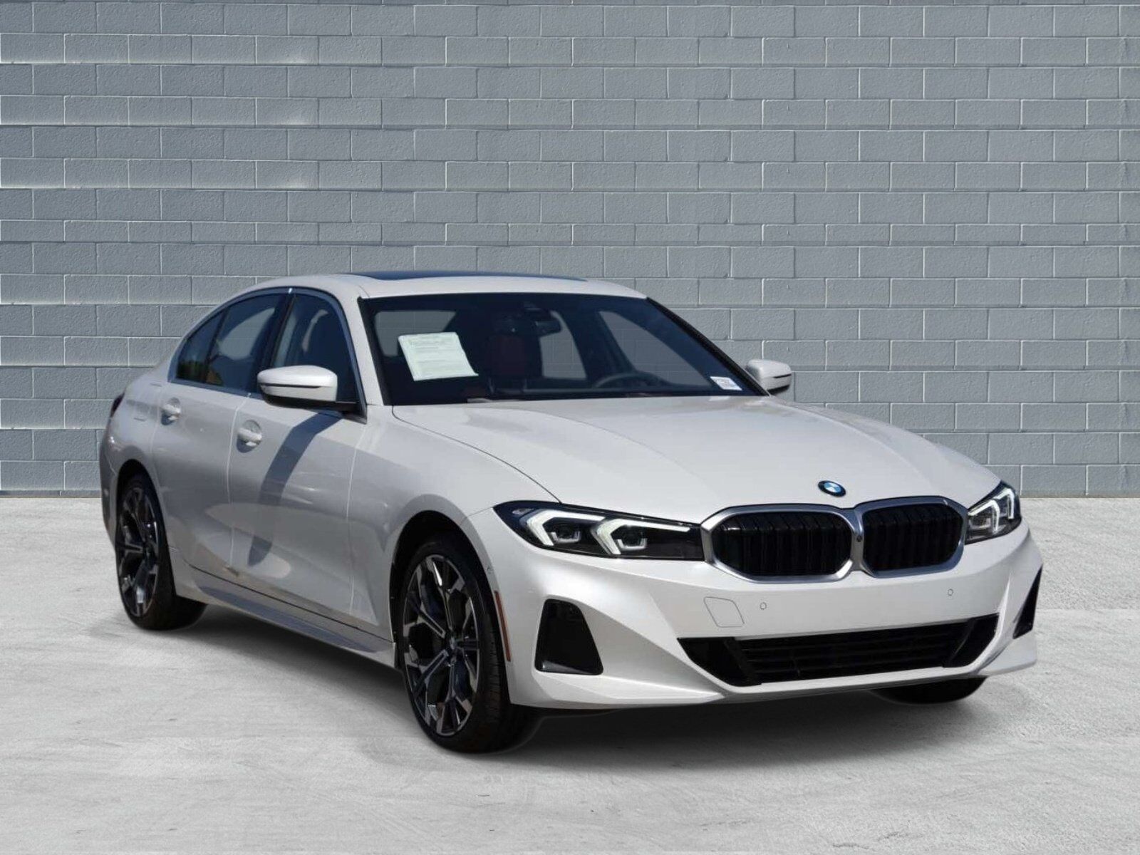 2025 BMW 330i