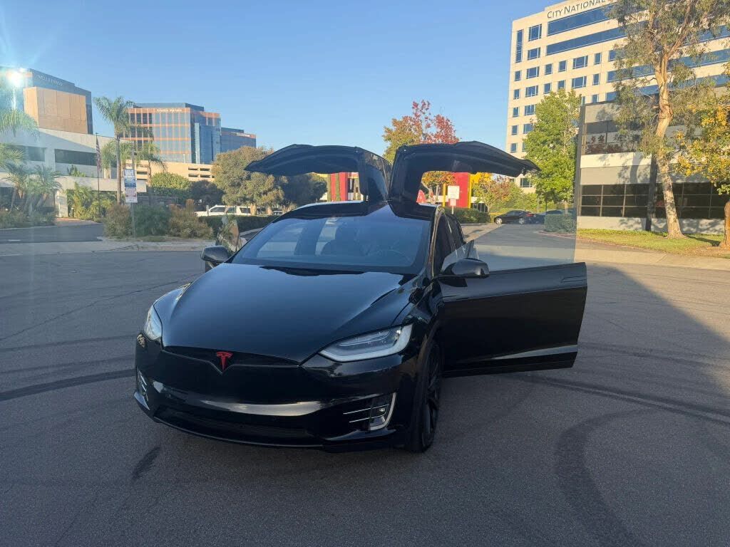 2020 TESLA Model X
