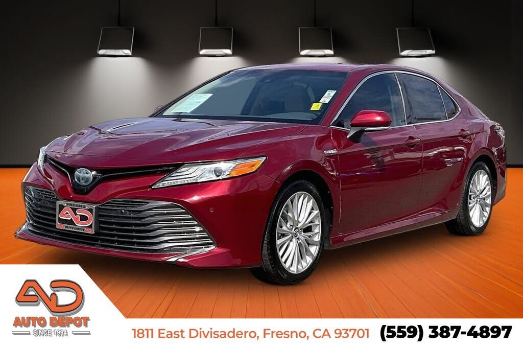 2018 TOYOTA Camry