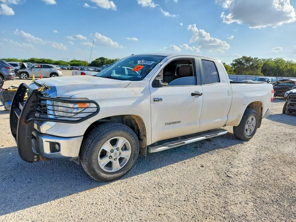 2015 TOYOTA Tundra