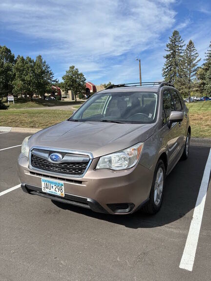 2015 SUBARU Forester