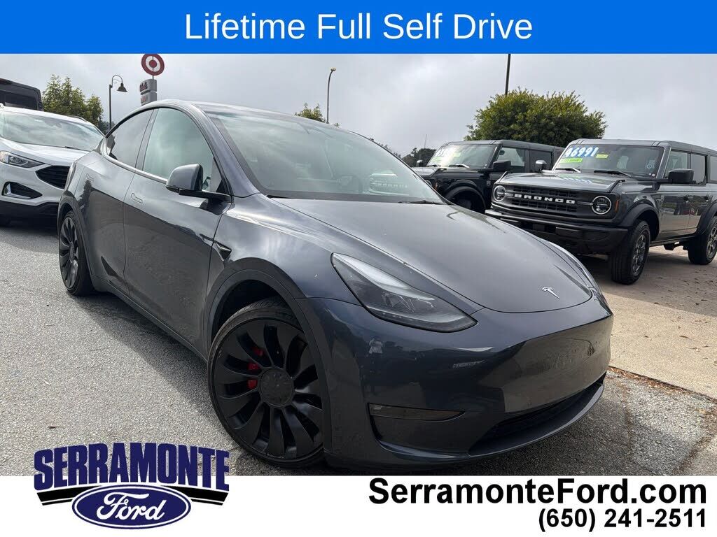 2022 TESLA Model Y