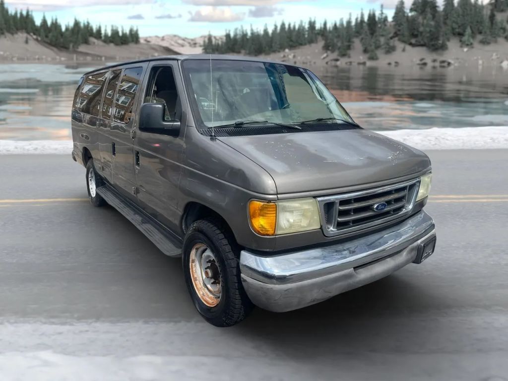 2003 FORD E-350