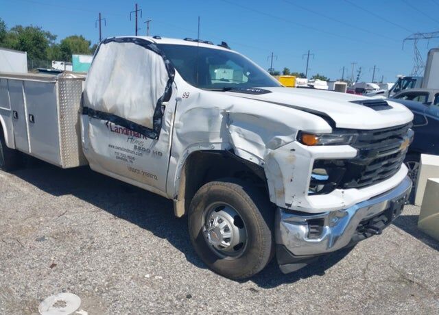 2024 CHEVROLET Silverado HD