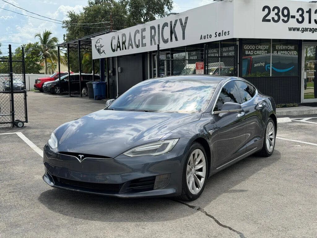 2017 TESLA Model S