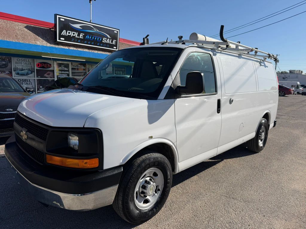 2013 CHEVROLET Express