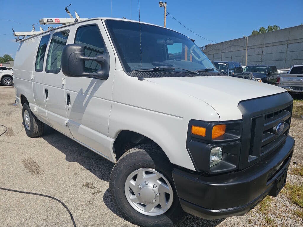 2012 FORD E-250