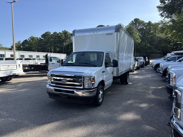 2027 FORD E-350