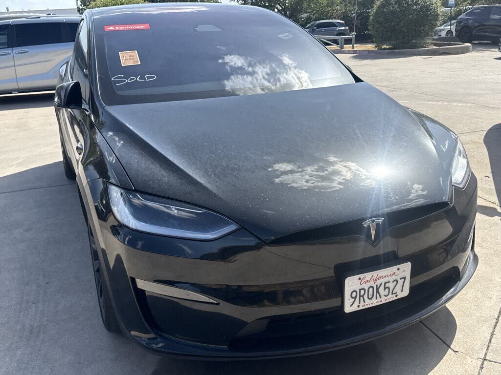 2024 TESLA Model X