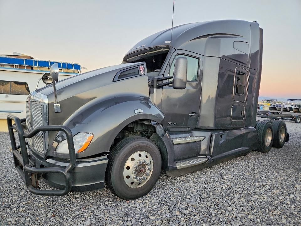 2018 KENWORTH T680