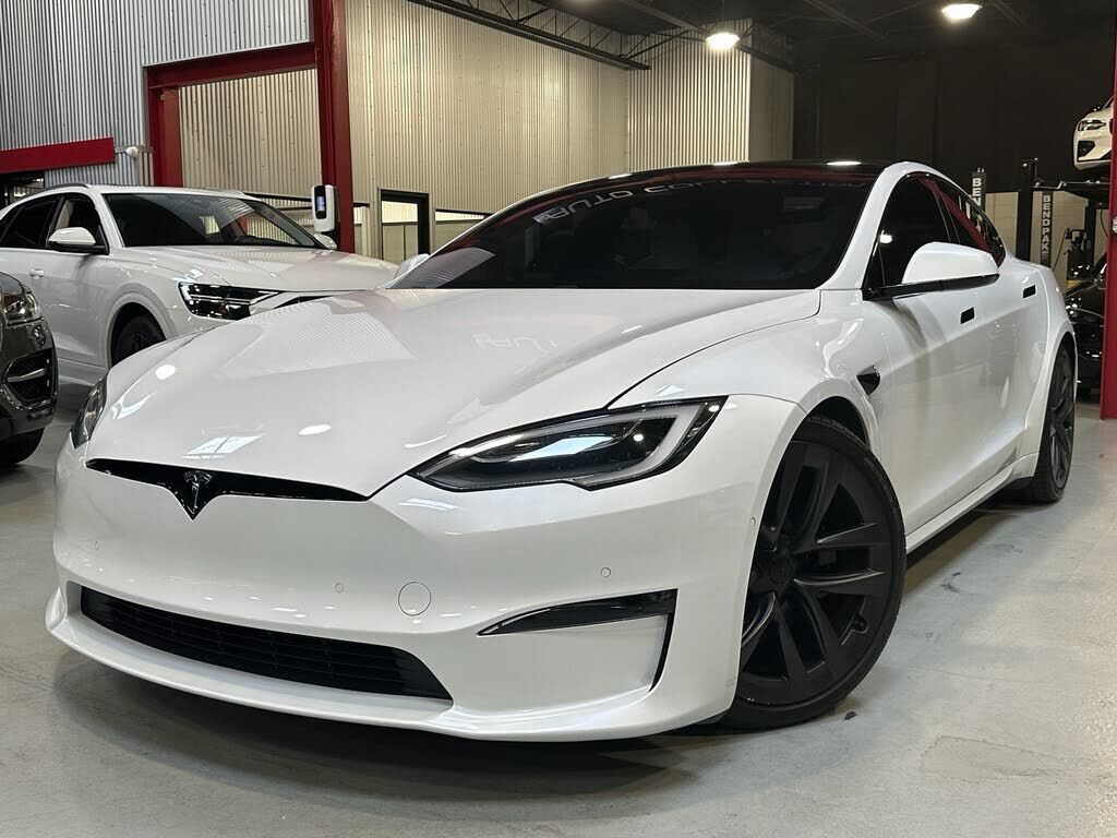 2022 TESLA Model S