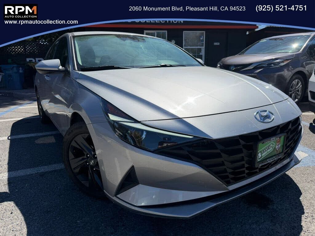 2021 HYUNDAI Elantra