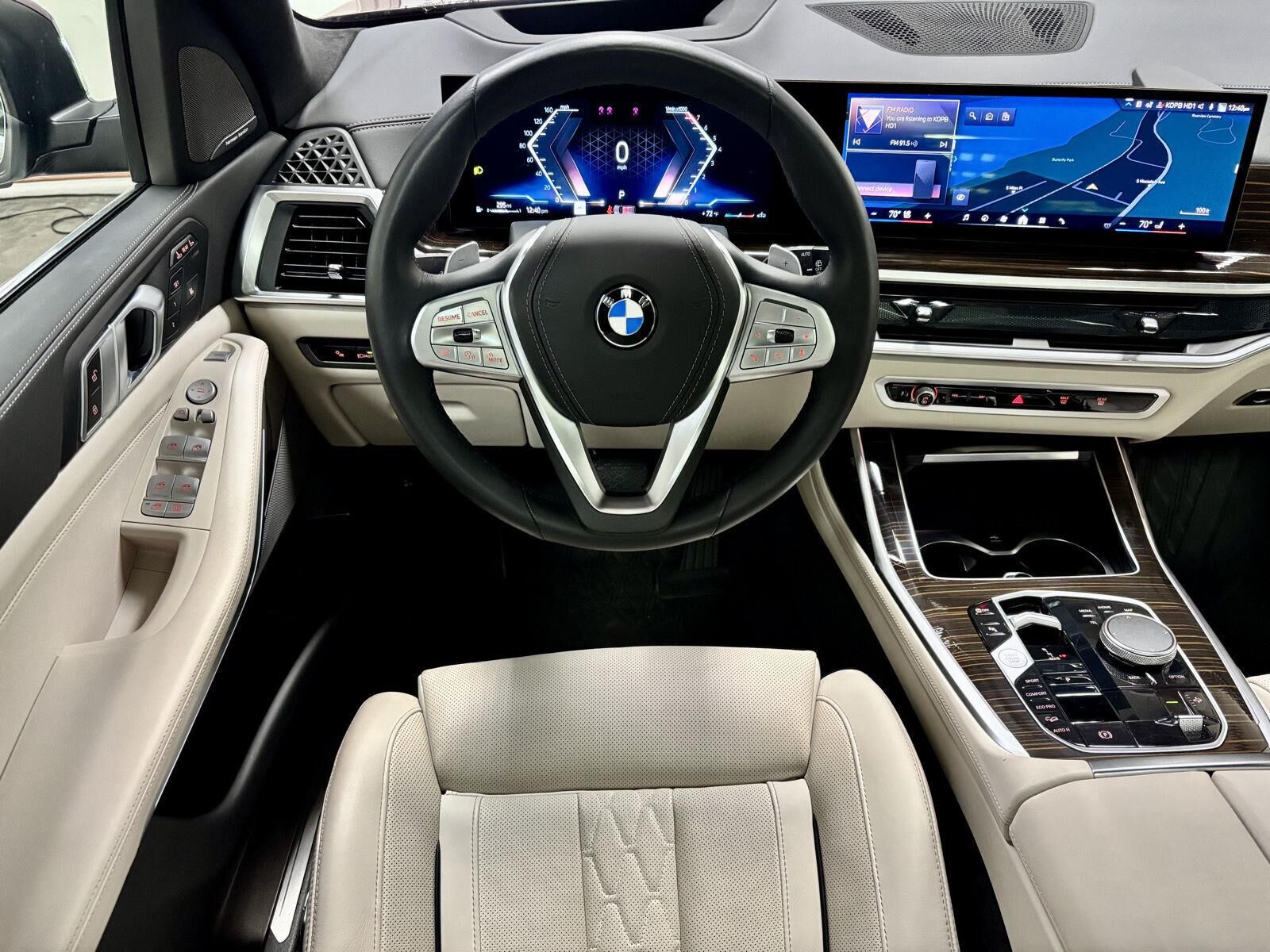 2025 BMW X7