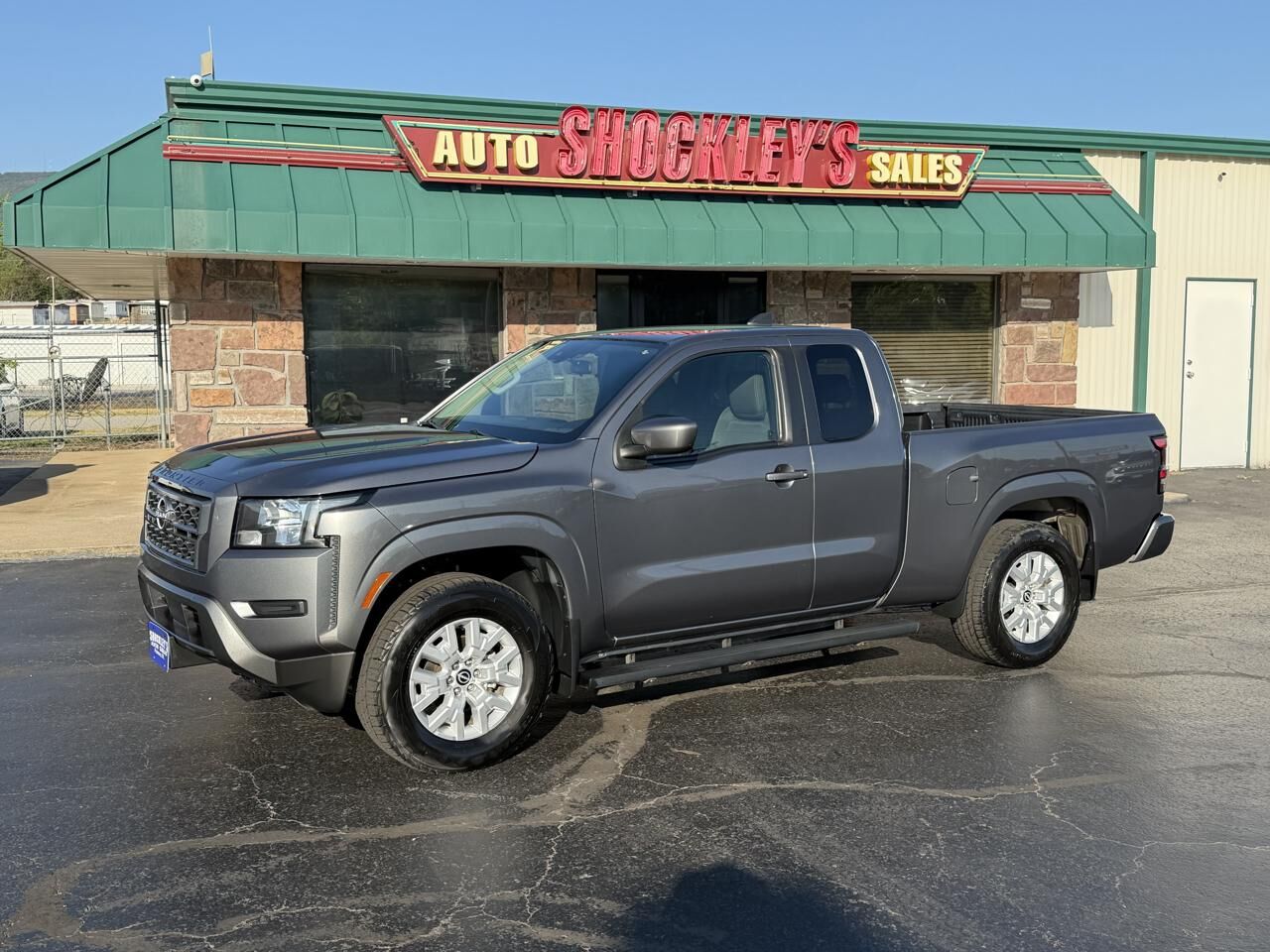 2022 NISSAN Frontier