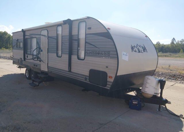 2017 FOREST RIVER Cherokee
