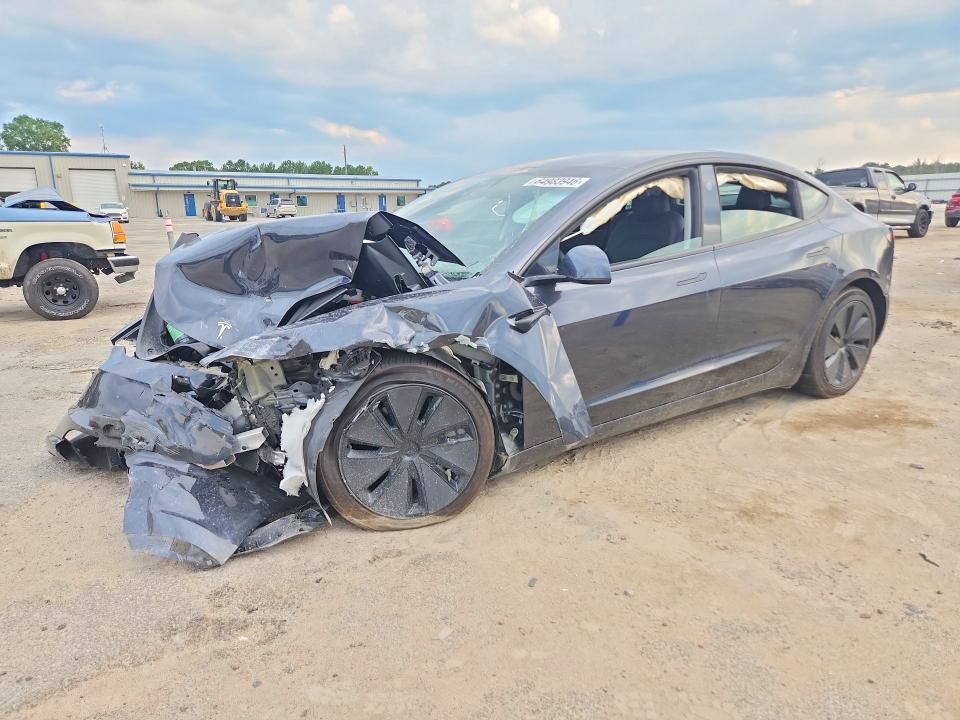 2024 TESLA Model 3