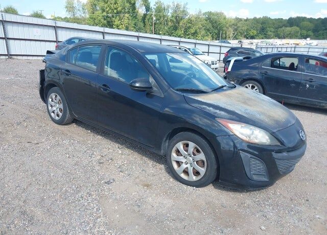 2011 MAZDA Mazda3