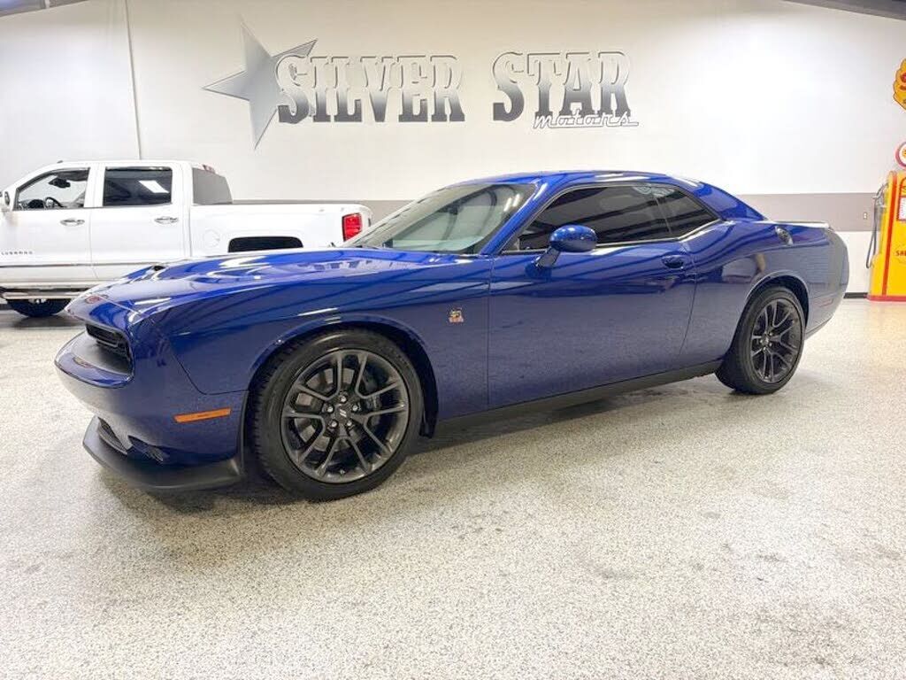 2022 DODGE Challenger