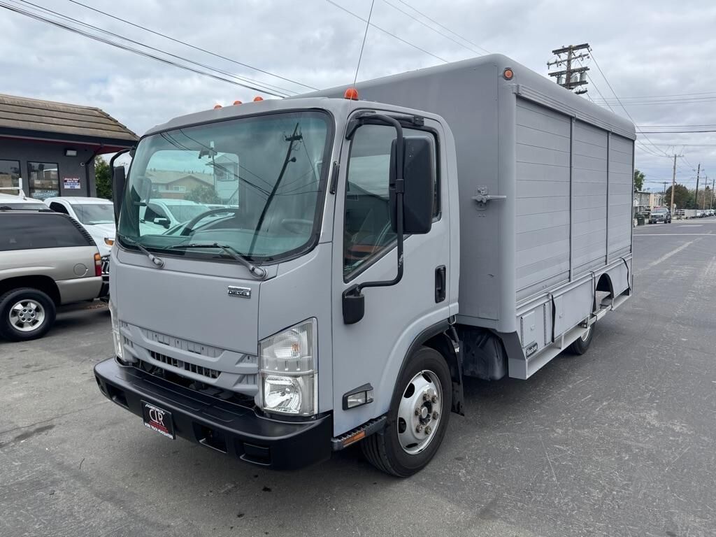2017 ISUZU NQR/NRR