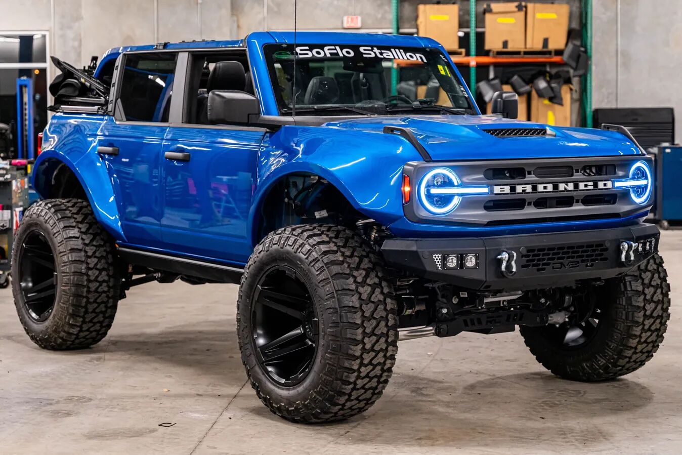 2023 FORD Bronco