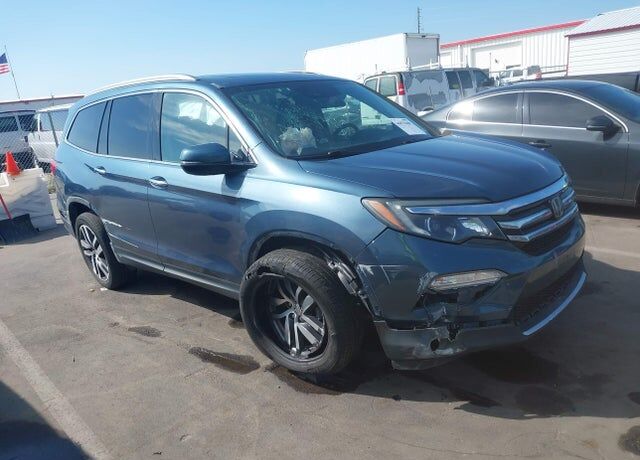 2017 HONDA Pilot